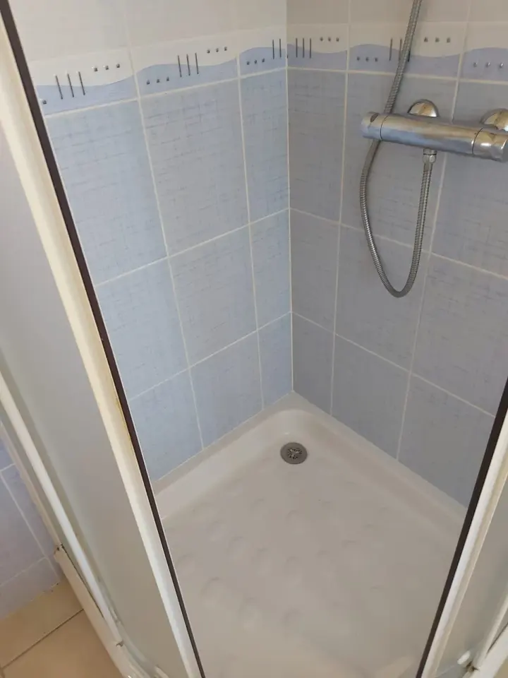 Après : Douche